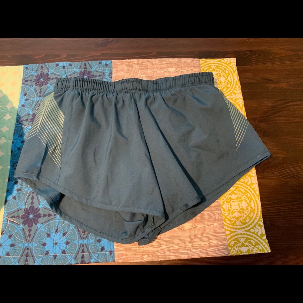 Oiselle distance teal size 4